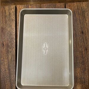 USA Pan Rectangular Baking Sheet 14.75 x 9.75 | Ridged Aluminized Steel Bakeware